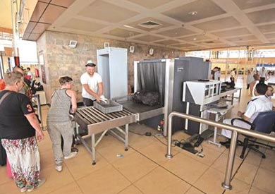 ترحيل السياح من شرم الشيخ